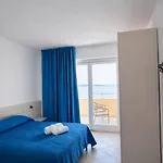 Hotell Hotiday Porto