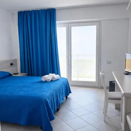 Hotiday Porto 3* La Maddalena (Sassari)