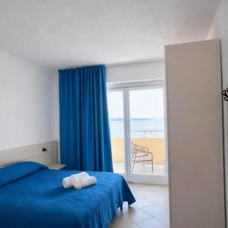 Hotell Hotiday Porto